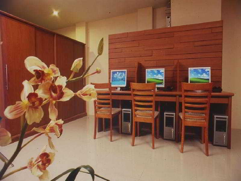 Harvest House Hotell Ao Nang Exteriör bild